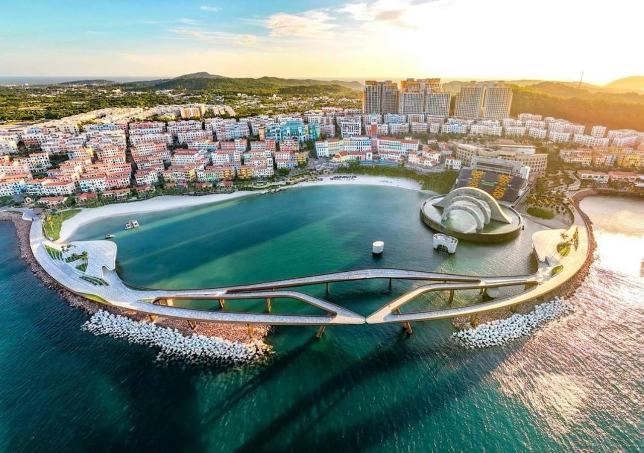 Sea Gallery Luxury Apartment