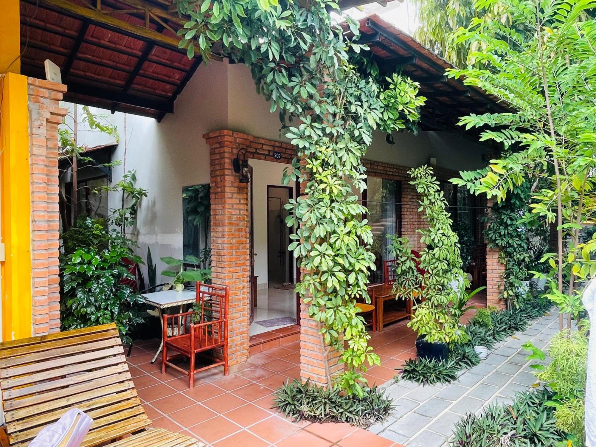 Garden And Kite School