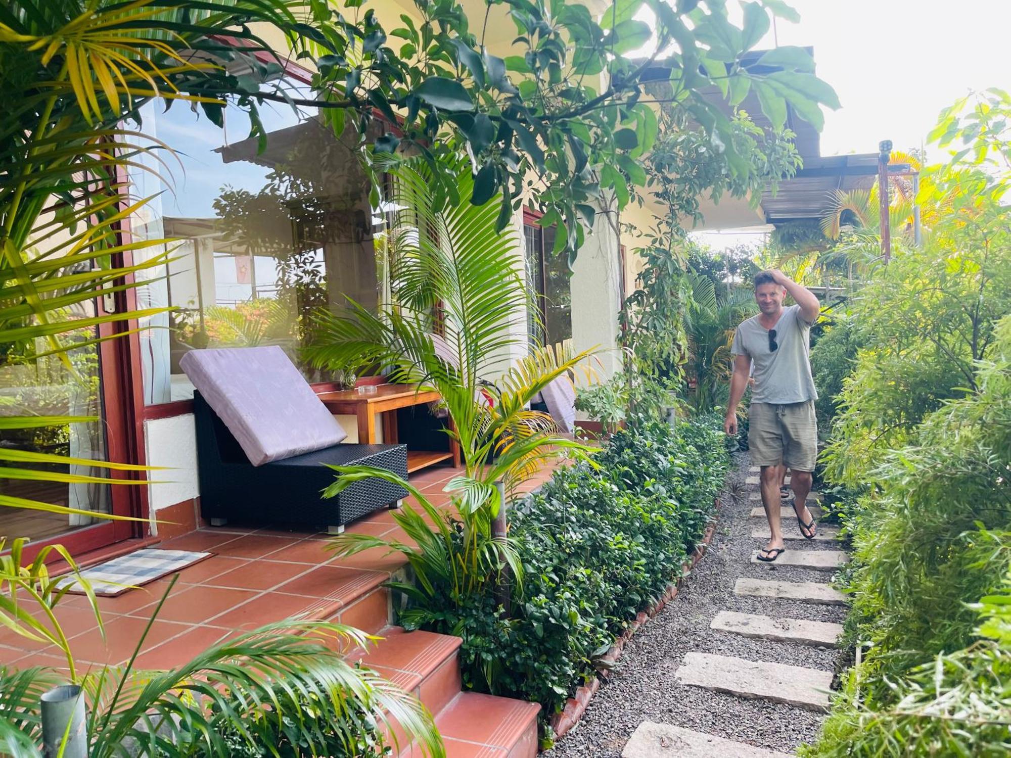 Garden And Kite School Guest house