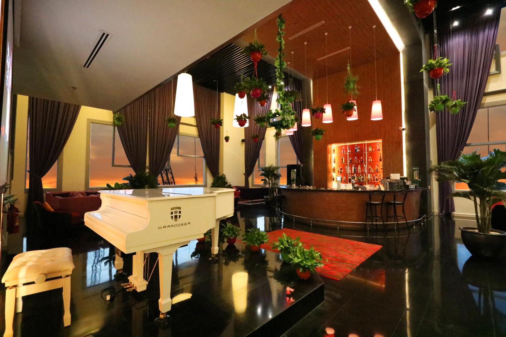 Mercure Phong 5*
