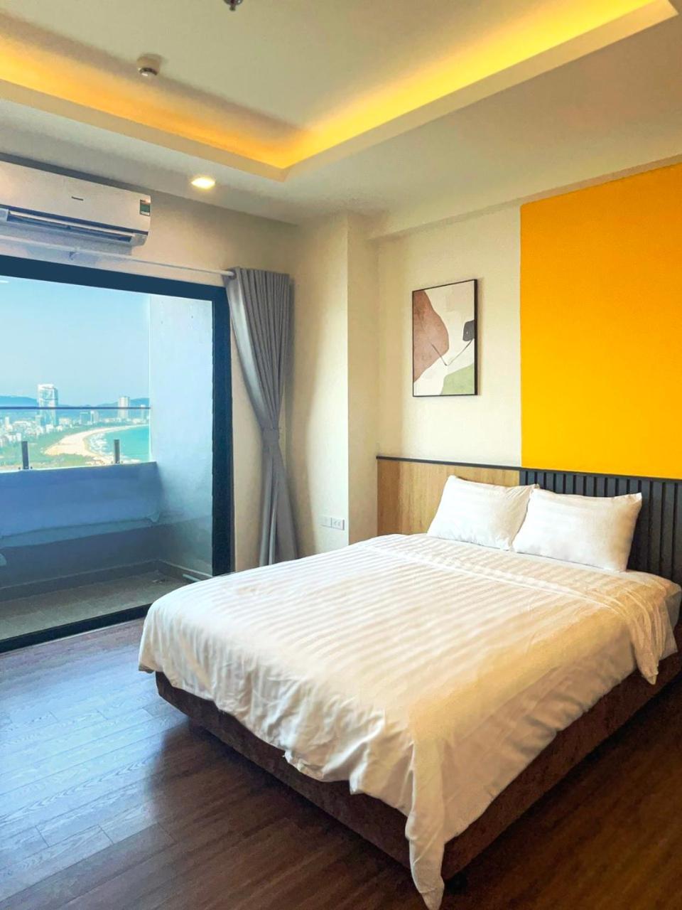 Khách sạn hẻo lánh Tony -flc Sea Tower Quy Nhơn