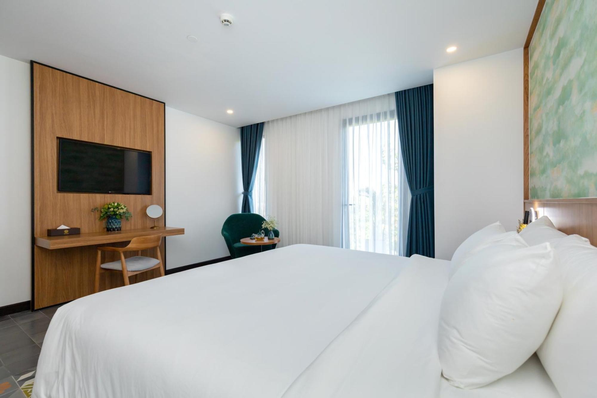 Petro House - Block A 3* Vung Tau