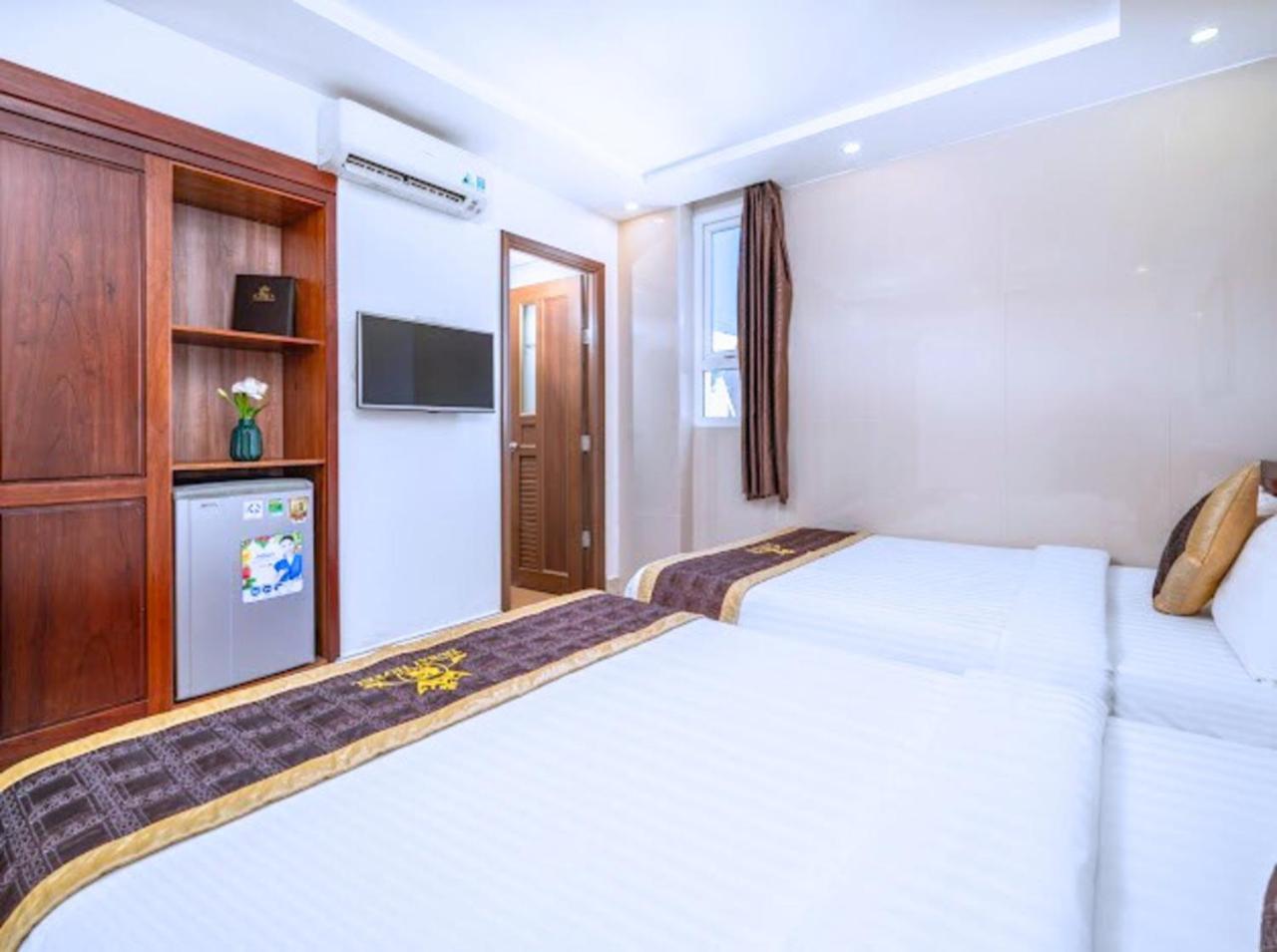 Dubai Hotel 3*