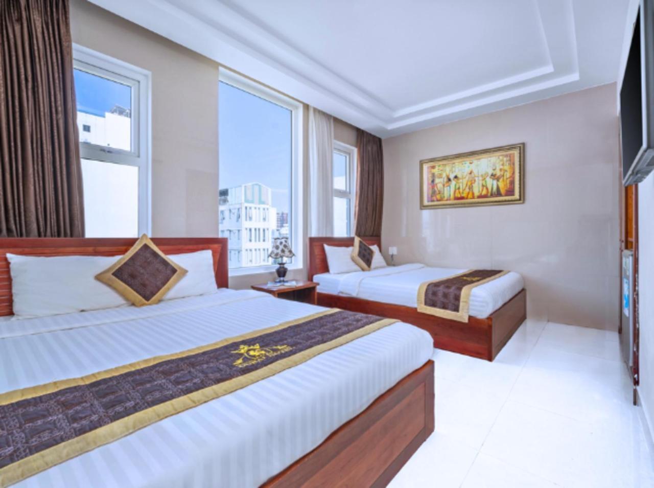 Dubai Hotel 3*