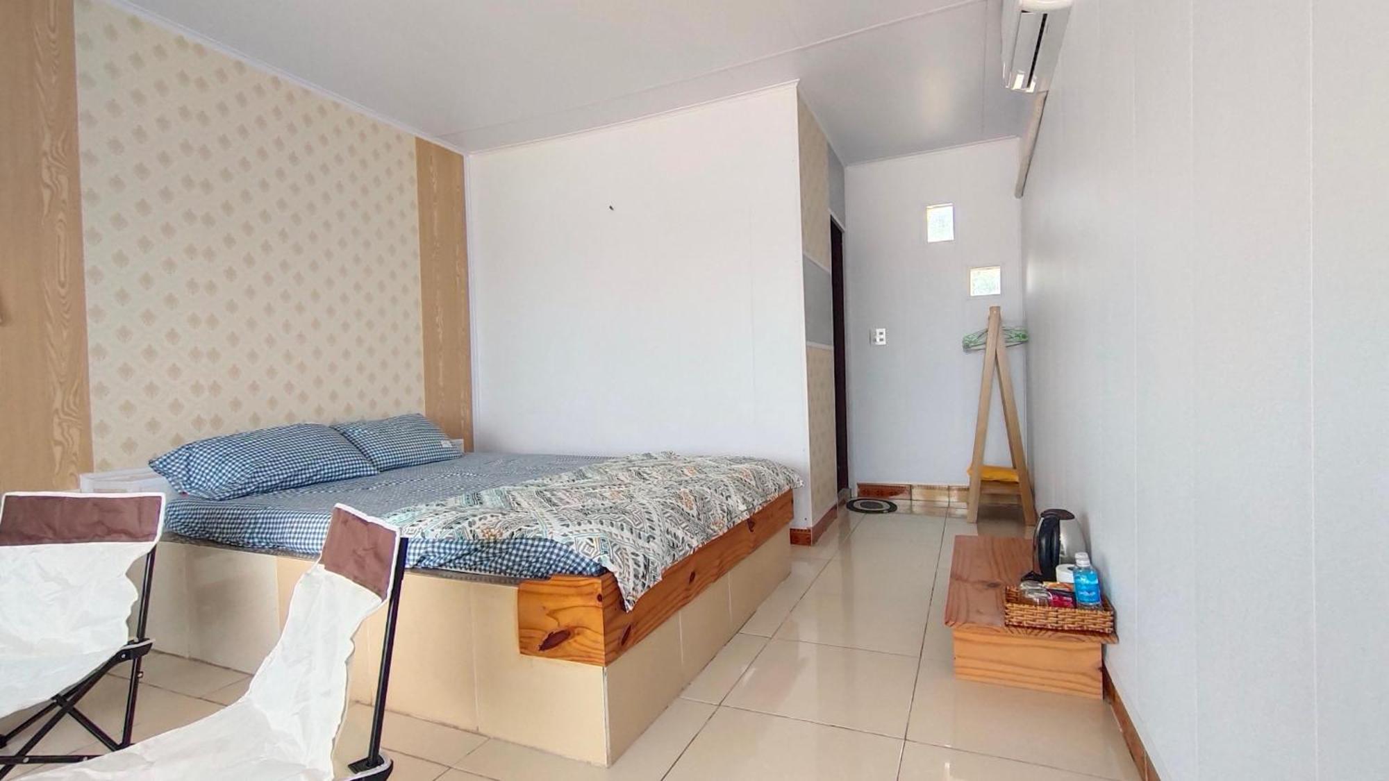 Khách sạn Long Vi - Dao Phu Quy
