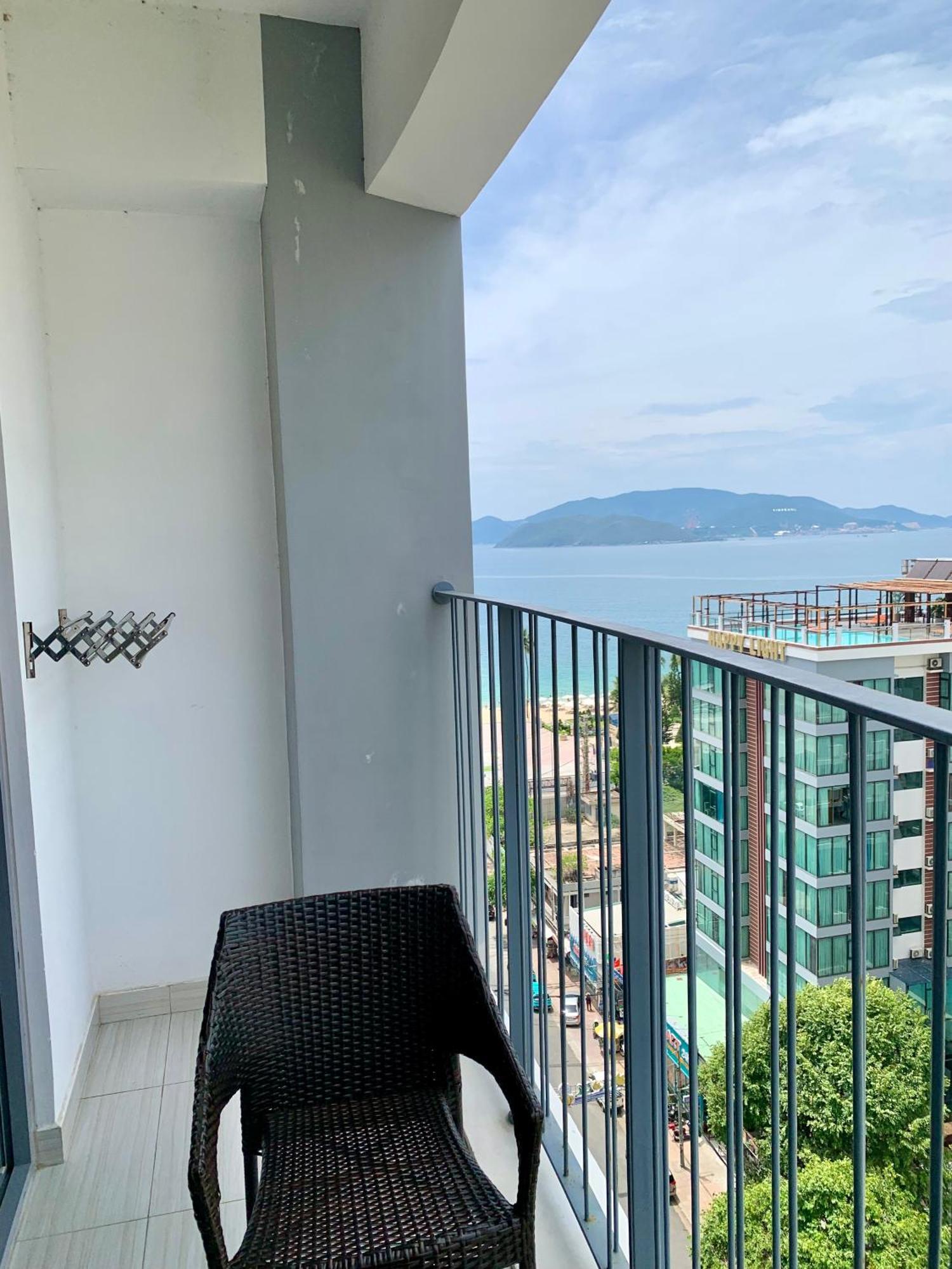 Panorama Luxury Front Apartment