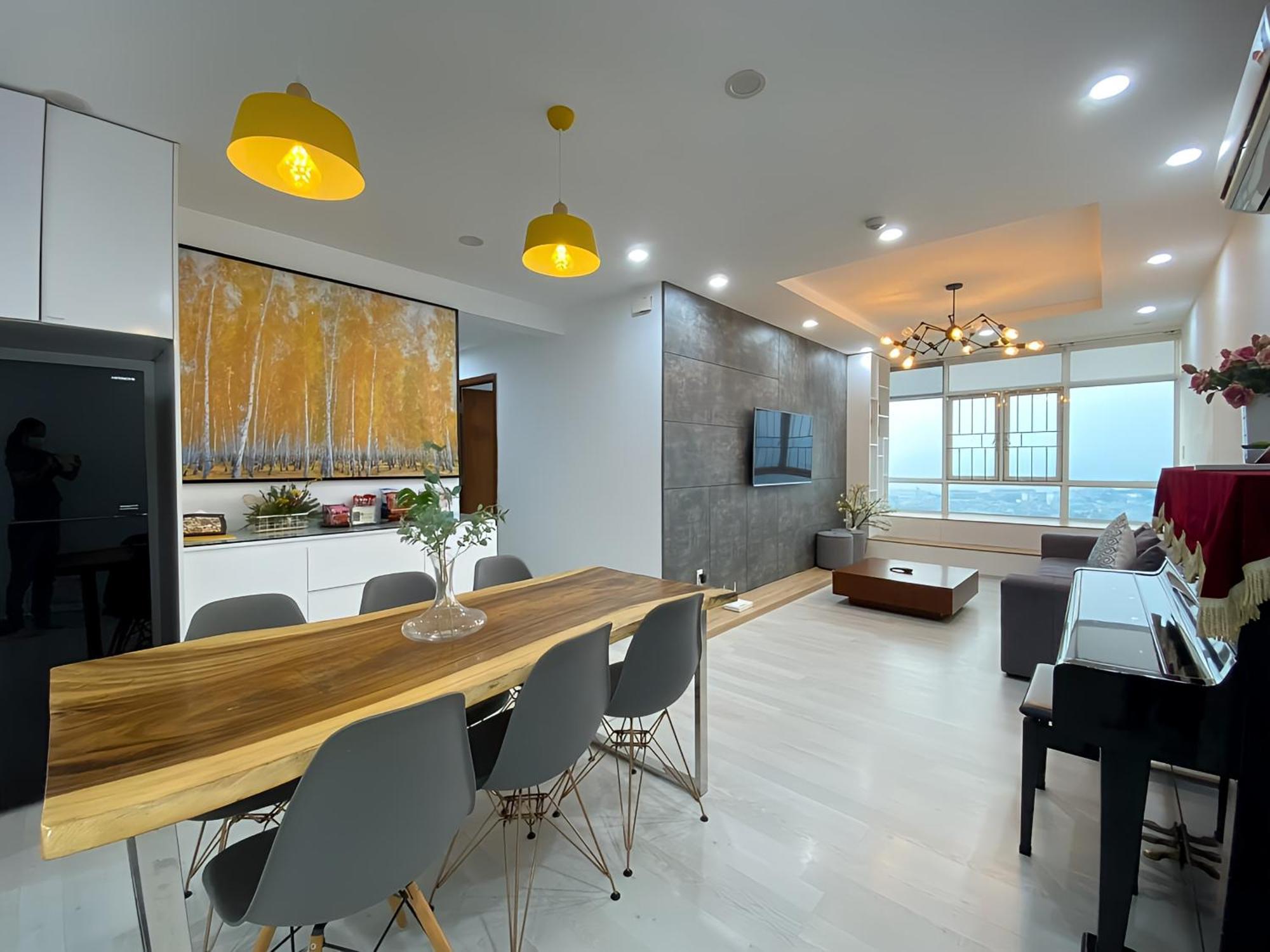 Zoro Deluxe Stunning-view Center