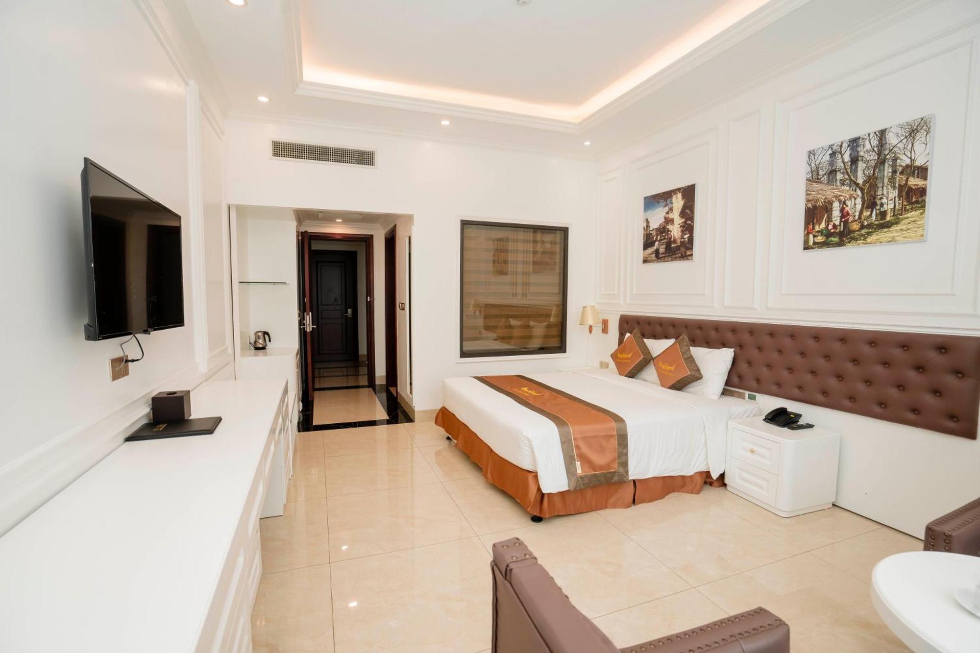 New Hotel