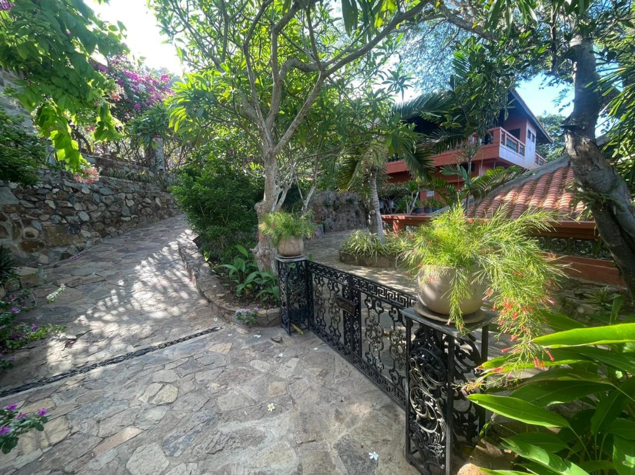 Binh An Village Hotel 4*