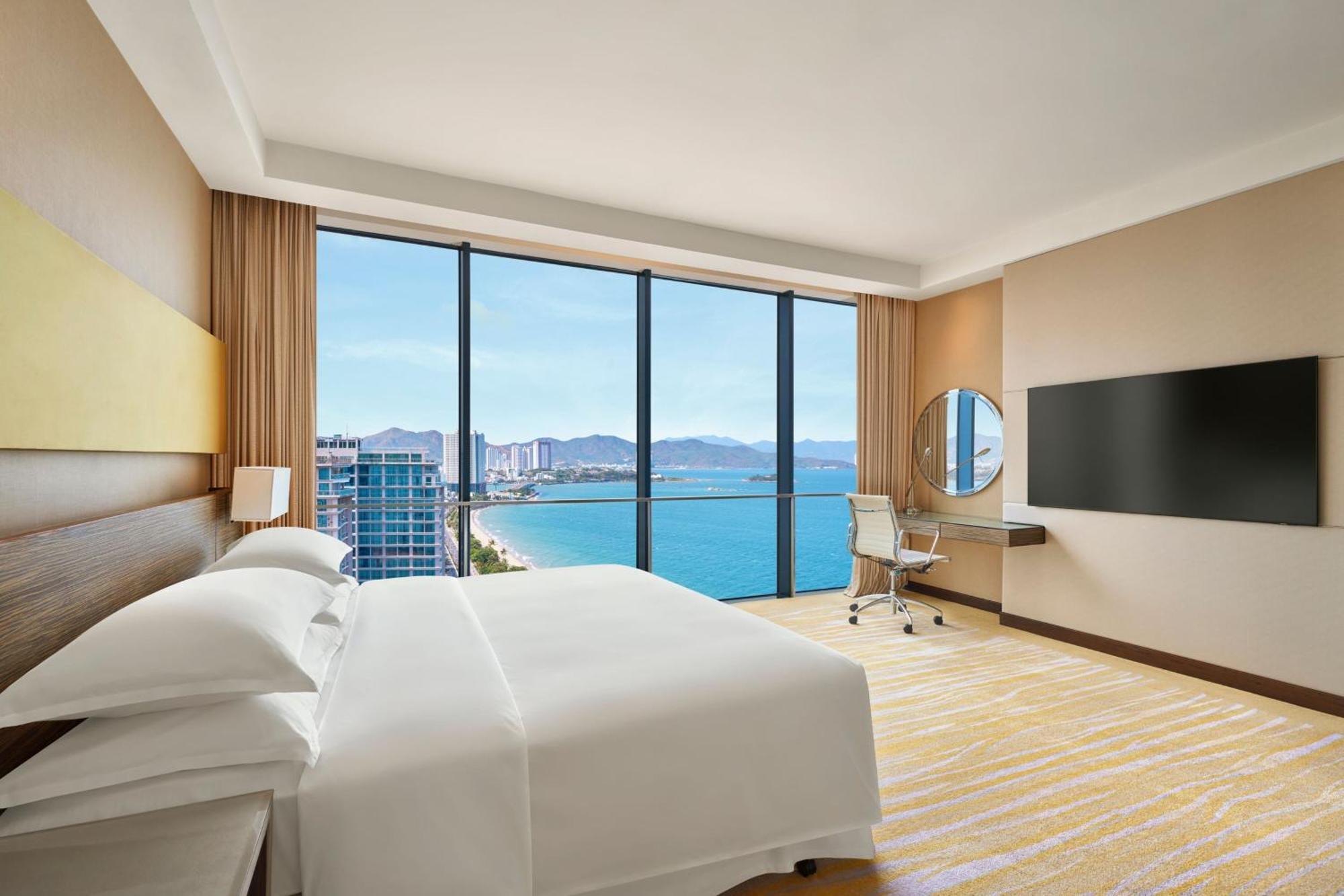 Hotel Sheraton & Nha Trang