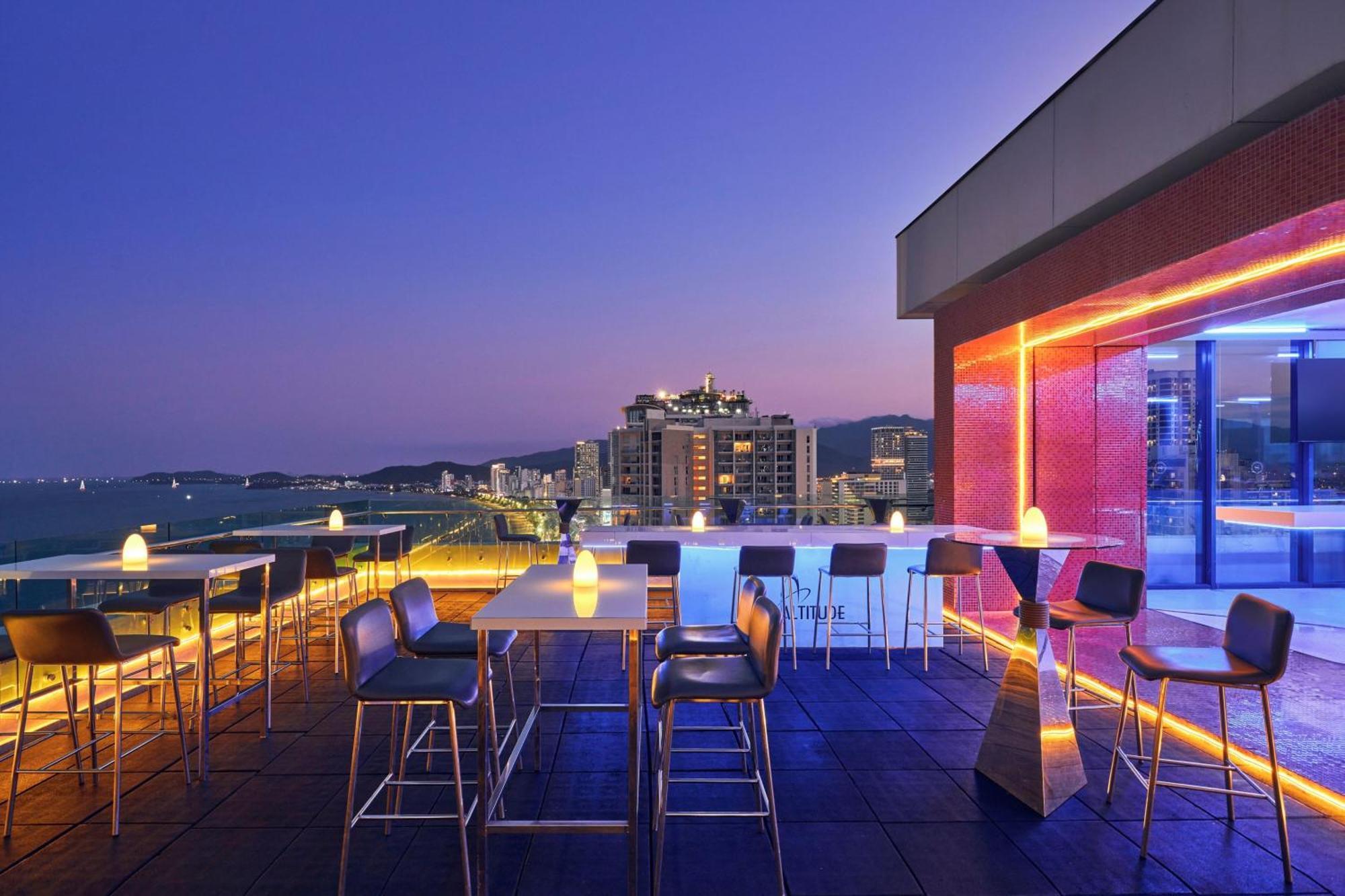 Sheraton & Hotel 5*