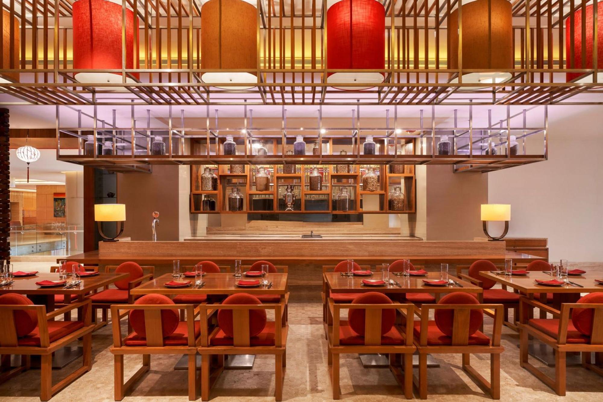 Sheraton & Hotel 5*
