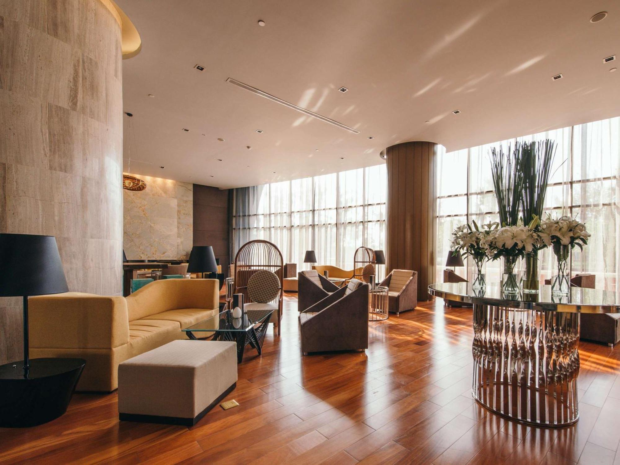 Pullman Hotel 5*