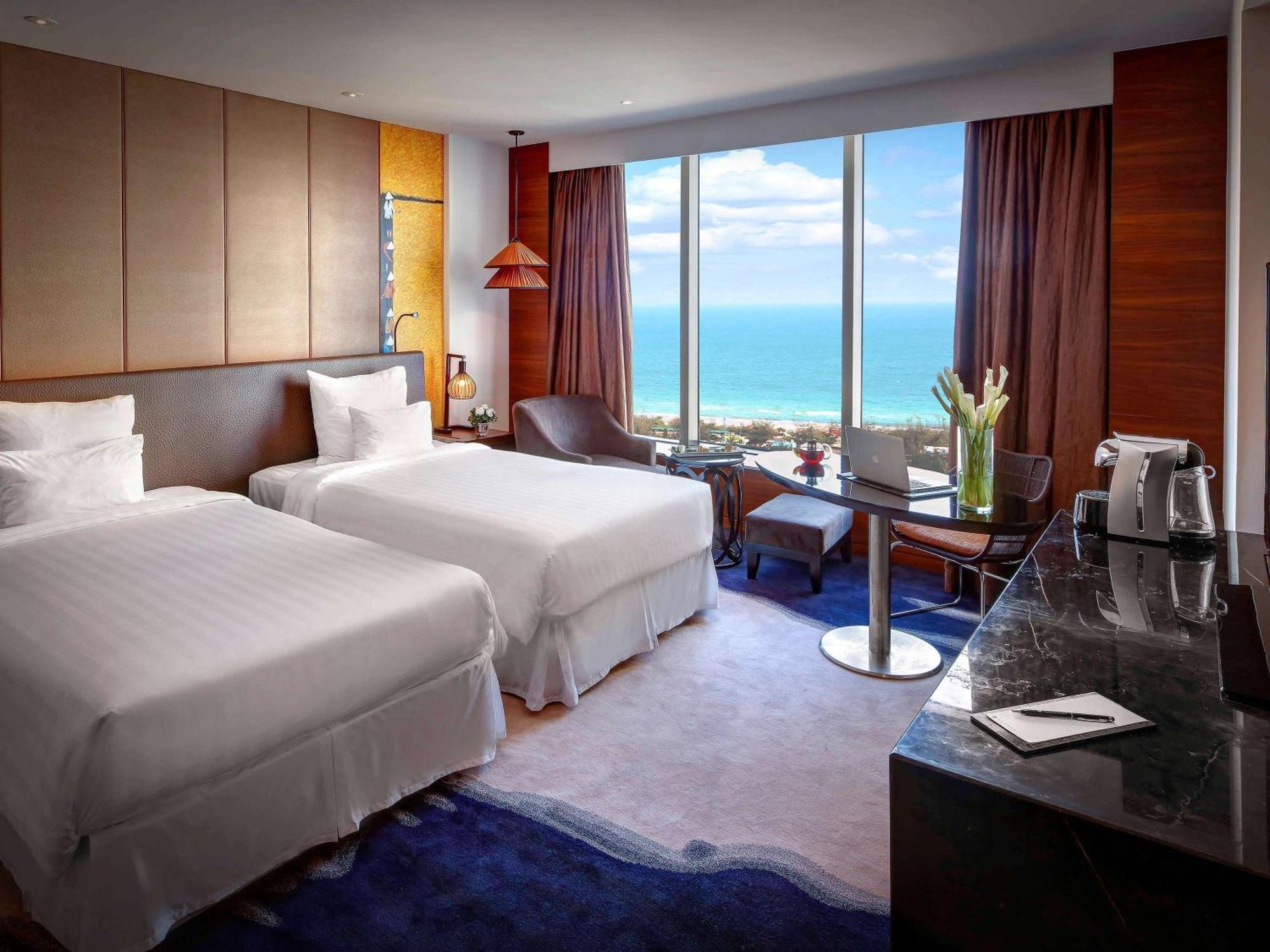 Pullman 5*