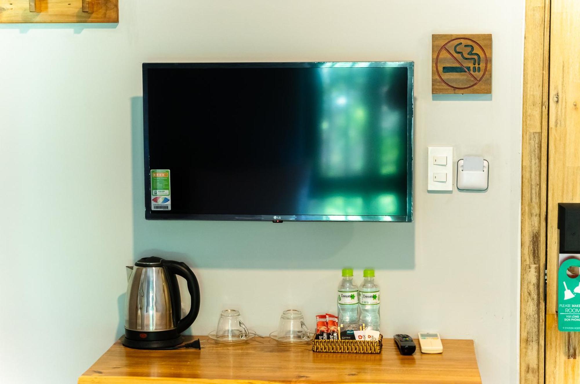 Hostel 9station & Bar