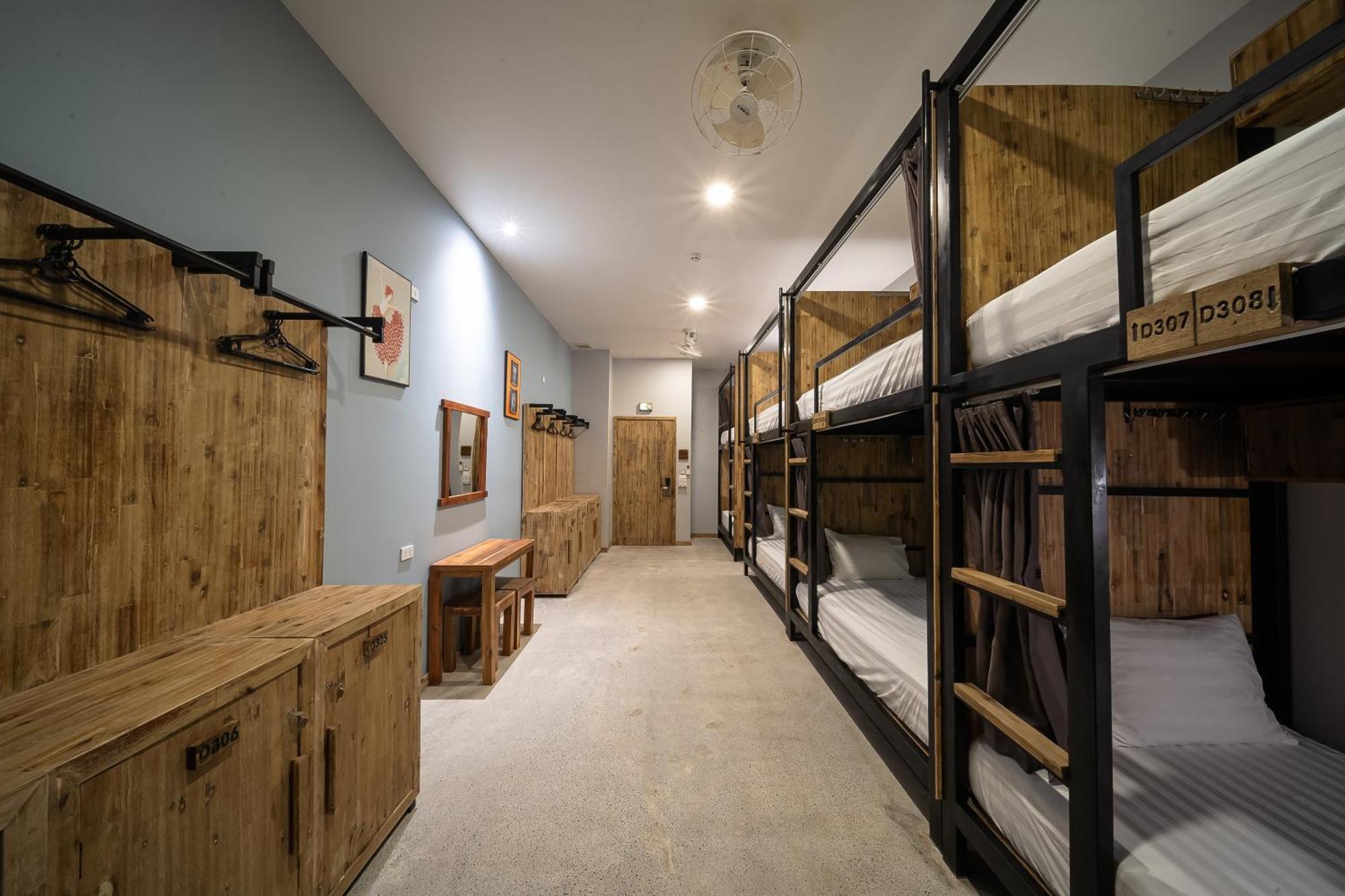 9station & Bar Hostel *