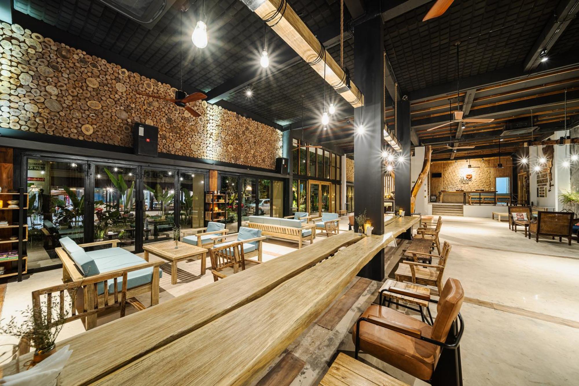 Hostel 9station & Bar Phu Quoc