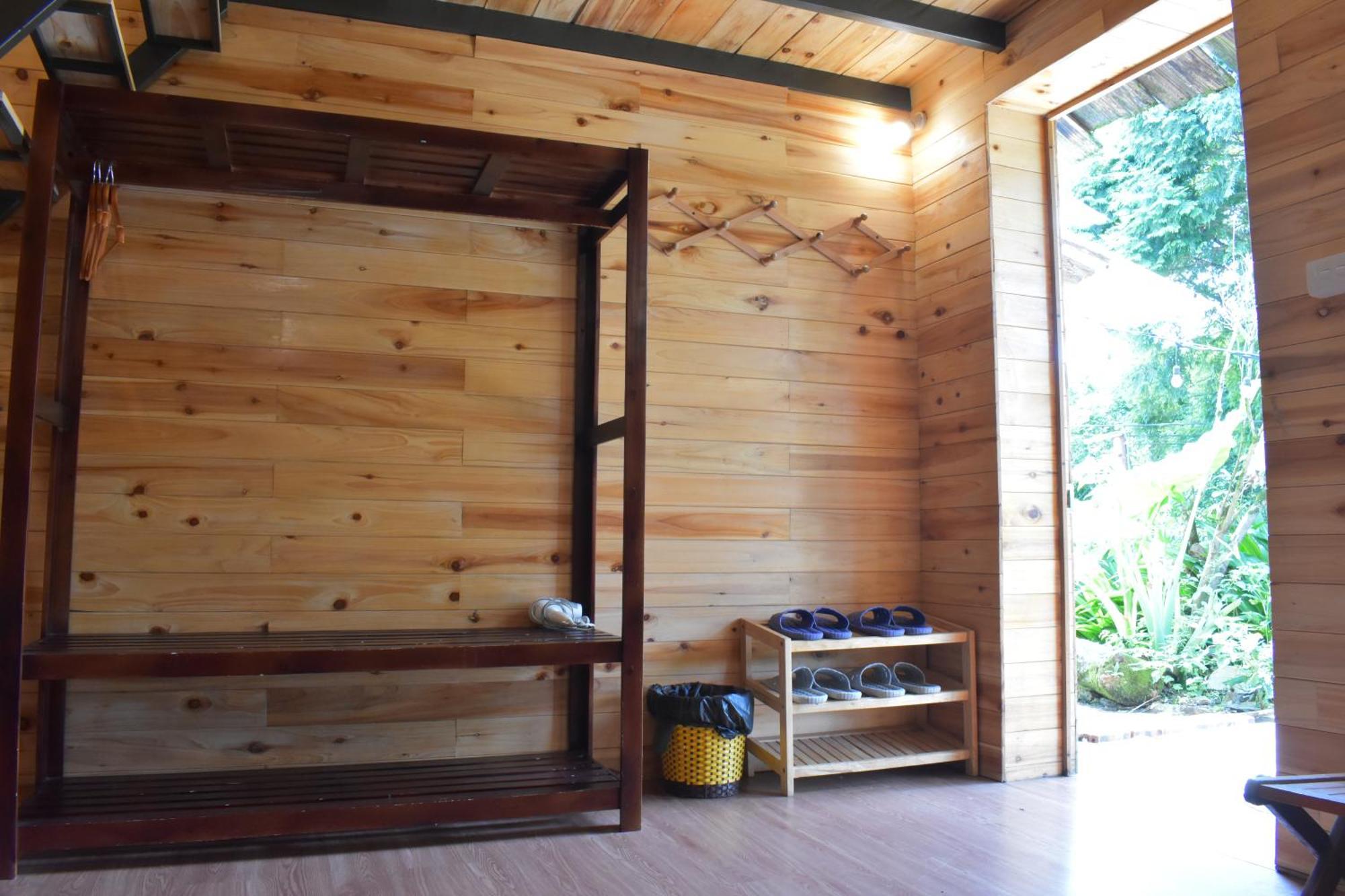 Jungle Homestay *