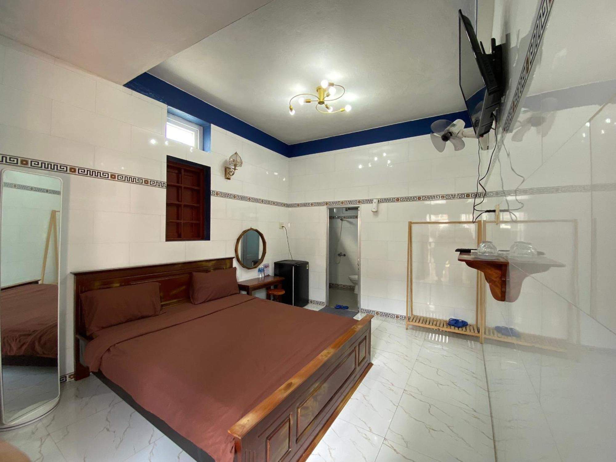 Hotel Khach San Hoang Phu Dao Phu Quy *