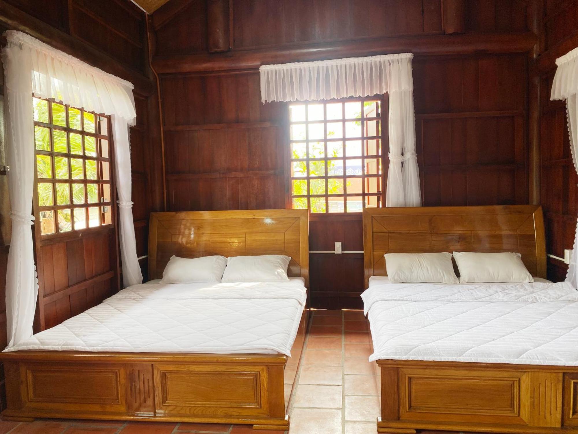 Rooster Mekong Garden & Resort Ben Tre