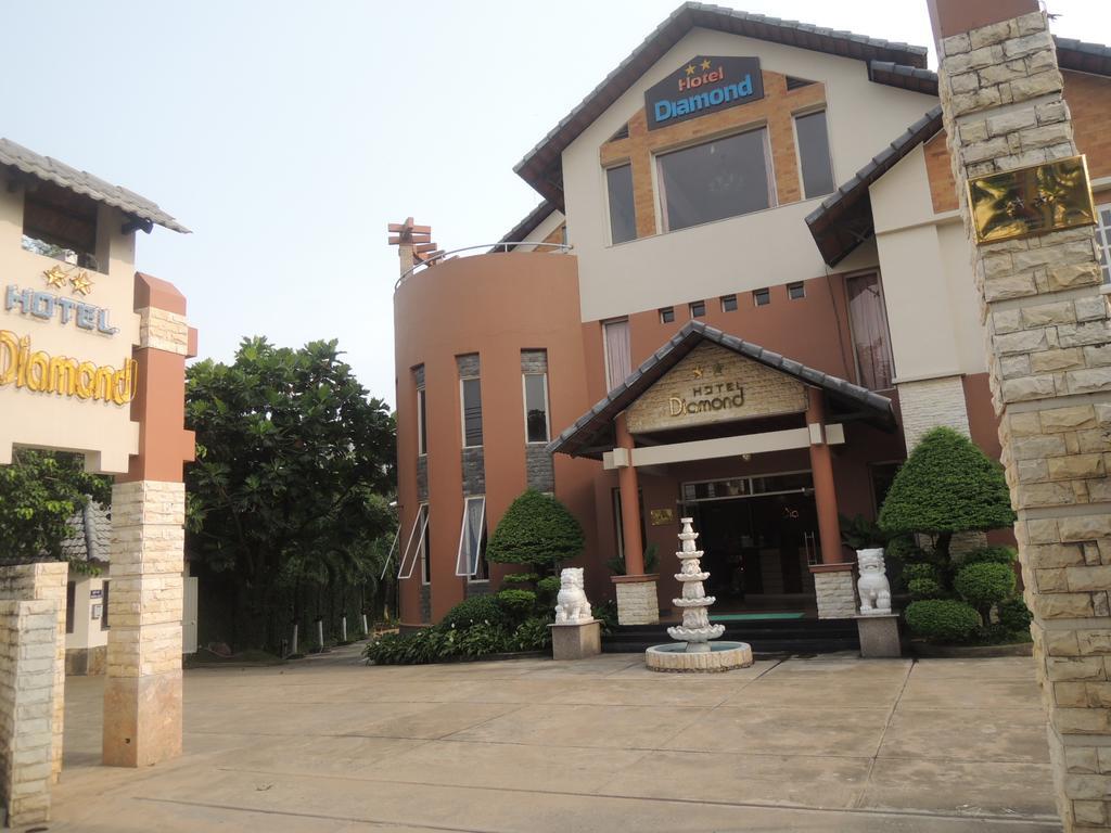 Diamond & Resort