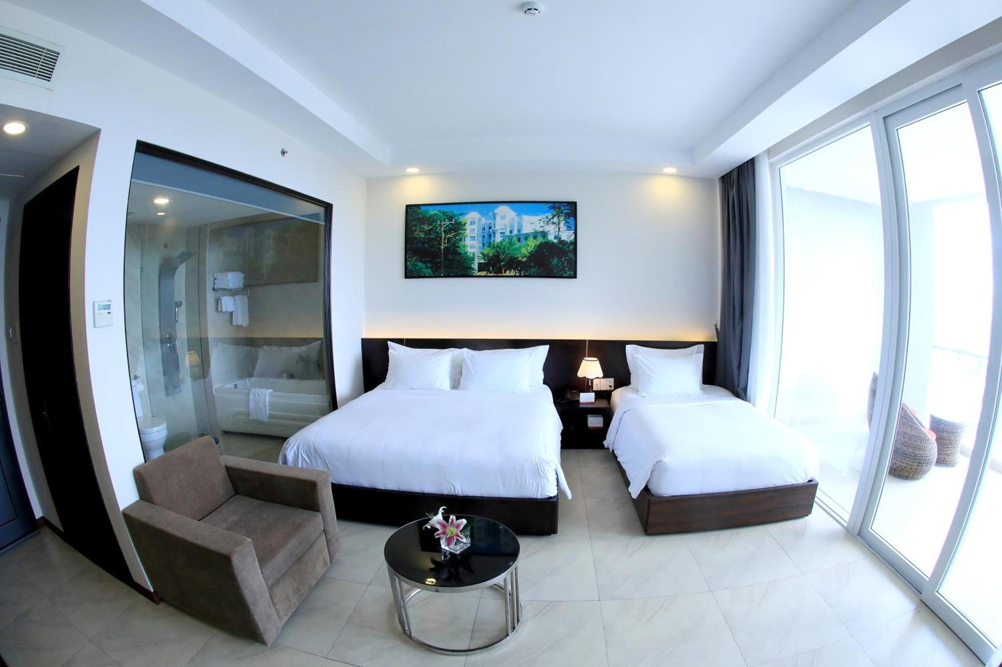 Khách sạn Orson & Con Dao 4*