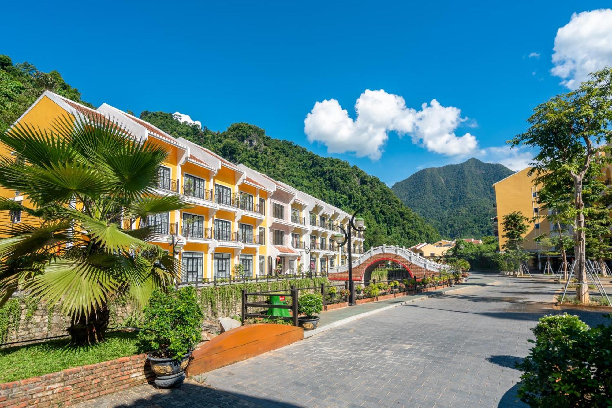 Fivitel Cong Troi - Fivitel Heaven's Gate Resort Dong Giang