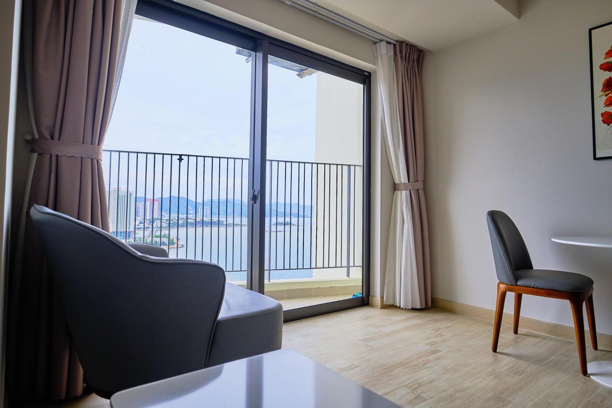 Ocean Sun - Gold Coast Apartment