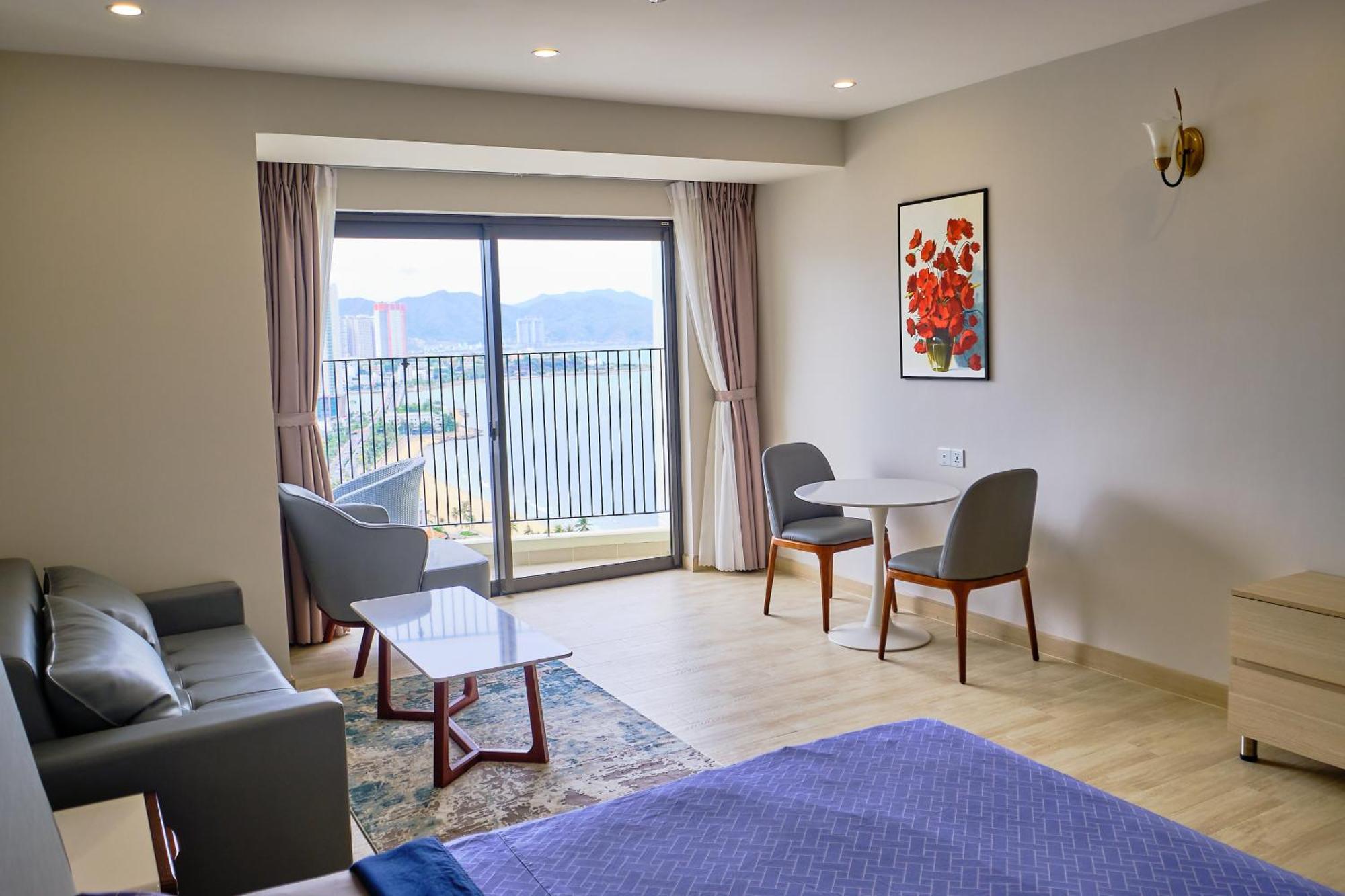 Ocean Sun - Gold Coast Apartment