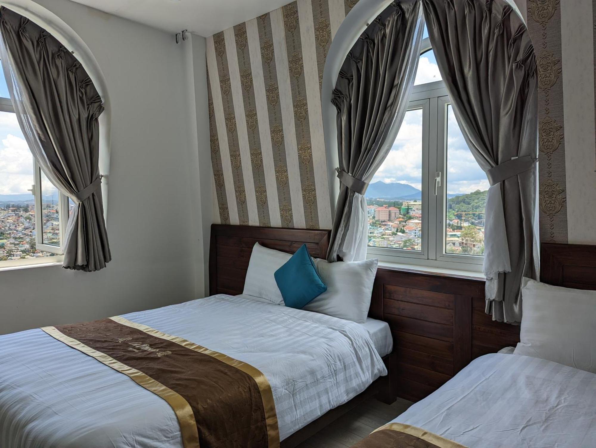 La Pense'e - Hotel 2*