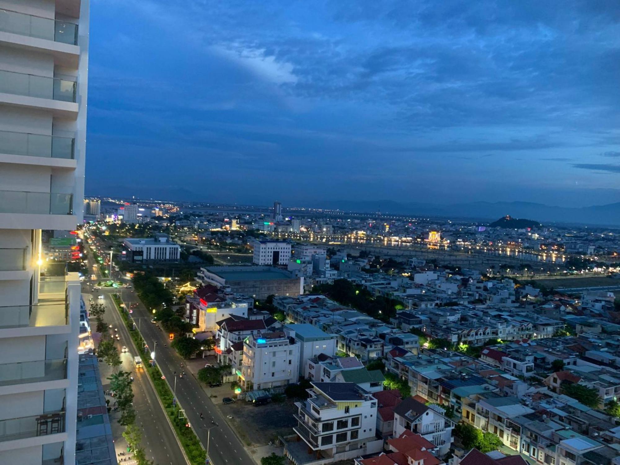 Apec Mandala Wonder Hotel