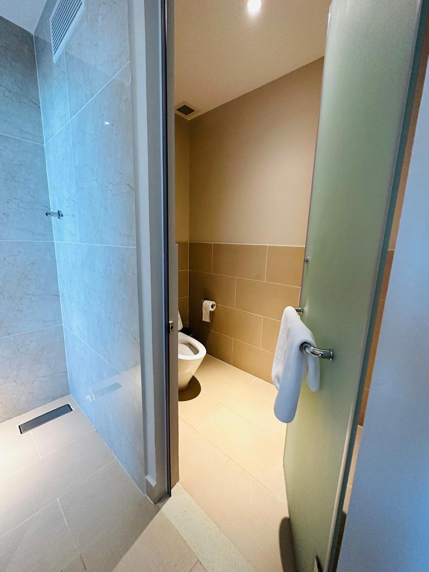 The Oceanview Apartment Cam Ranh