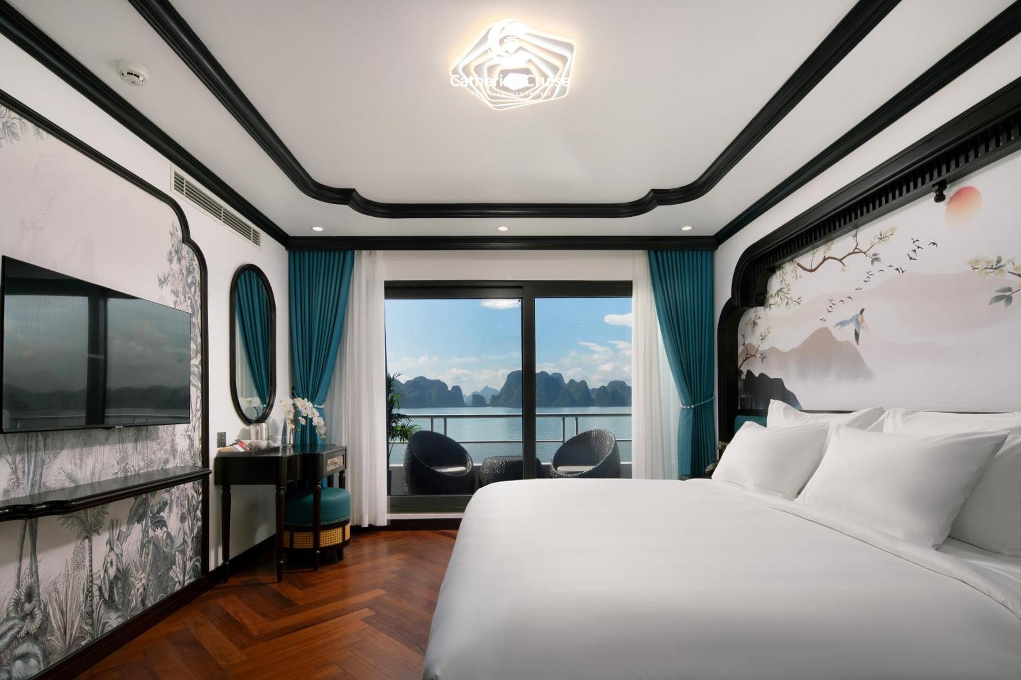 Catherine Cruises Bay Hạ Long