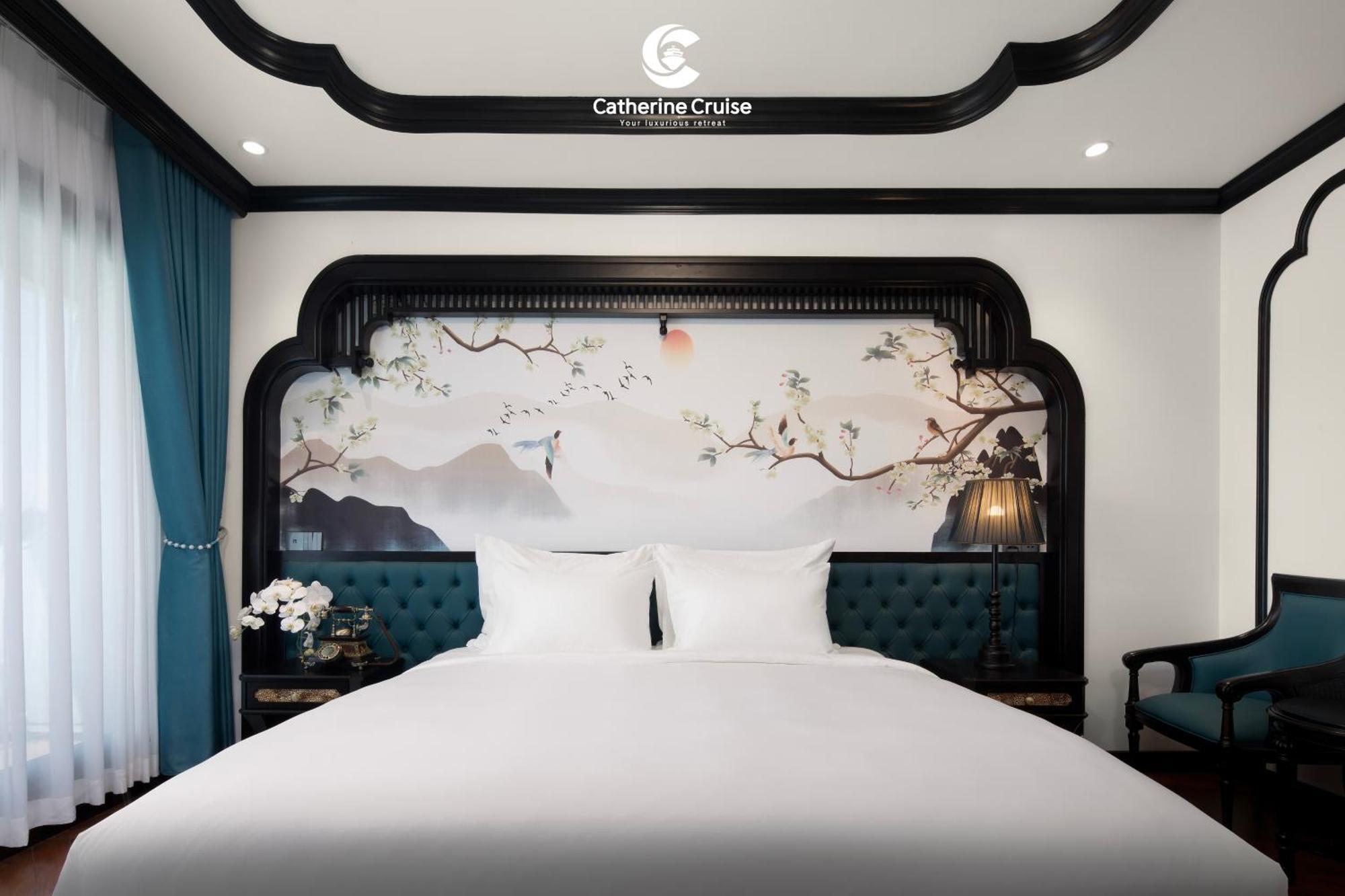 Catherine Cruises Bay 5*