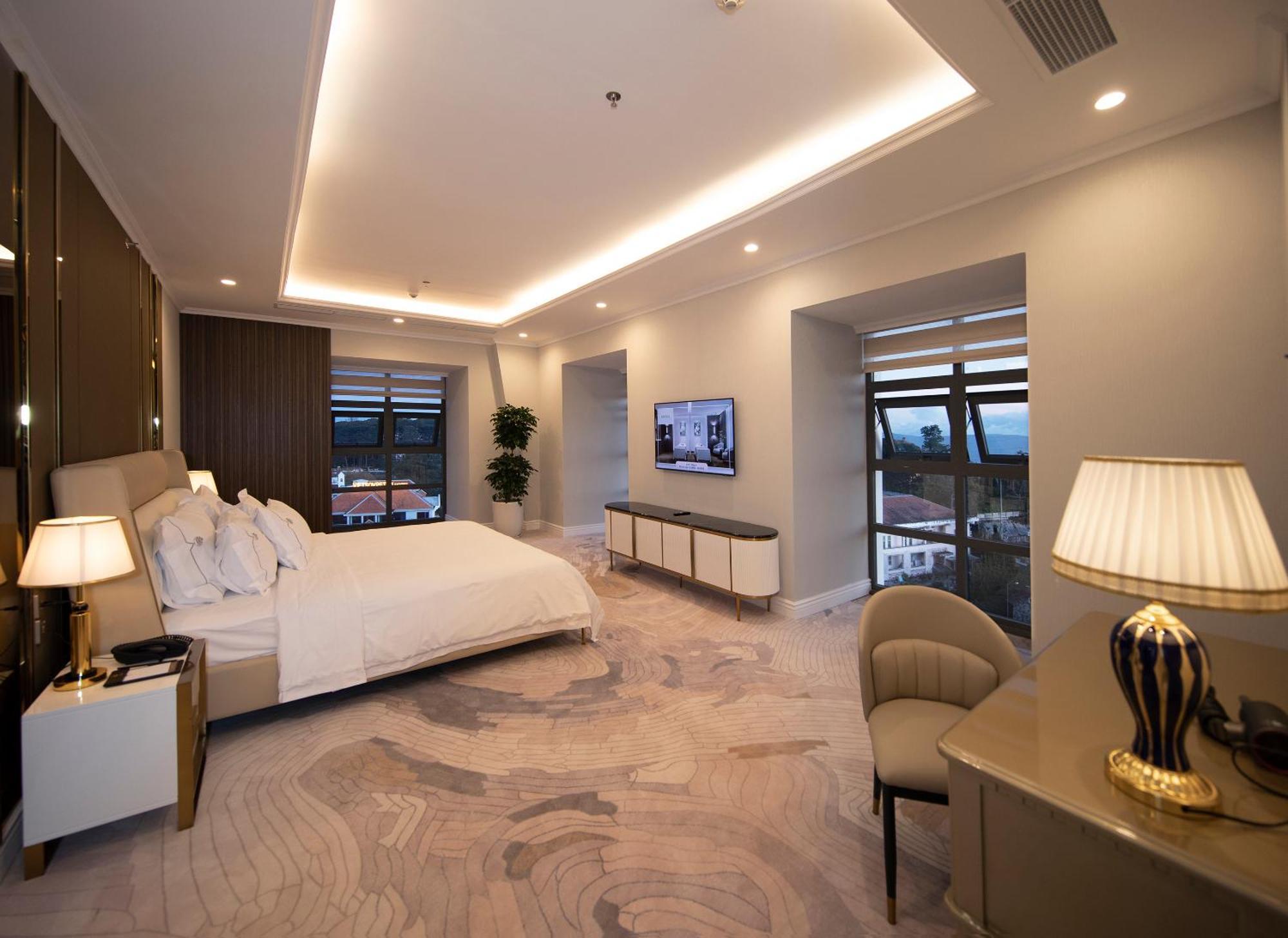 Khách sạn Merperle 5*