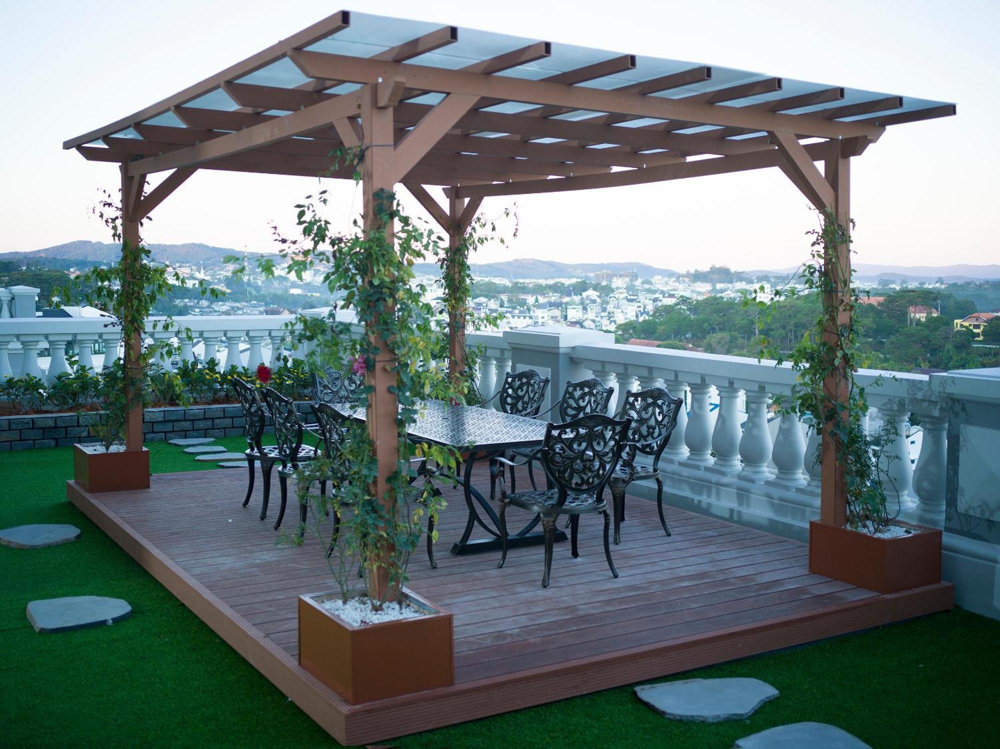 Merperle Khách sạn 5*