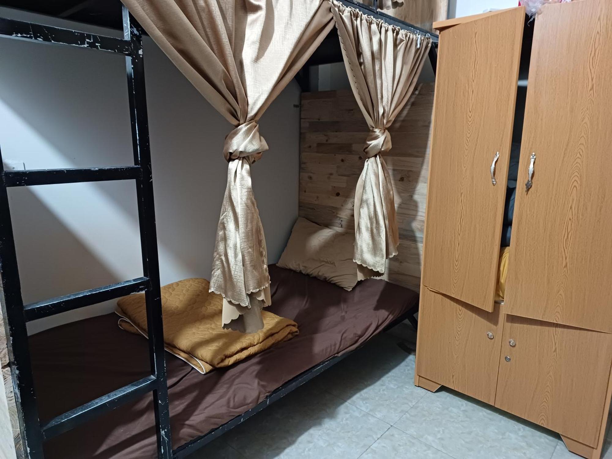 Hotel Yolo House And Loop Tours 3*