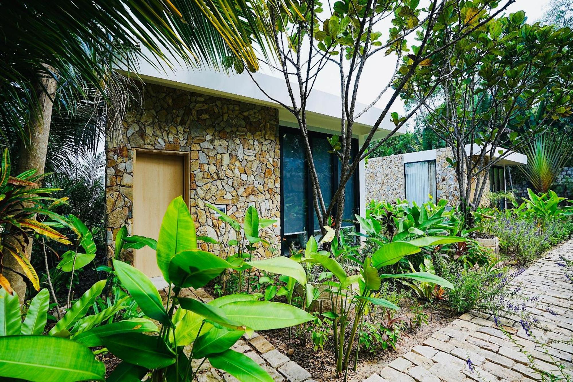 Kiwuki Luxury Hotel