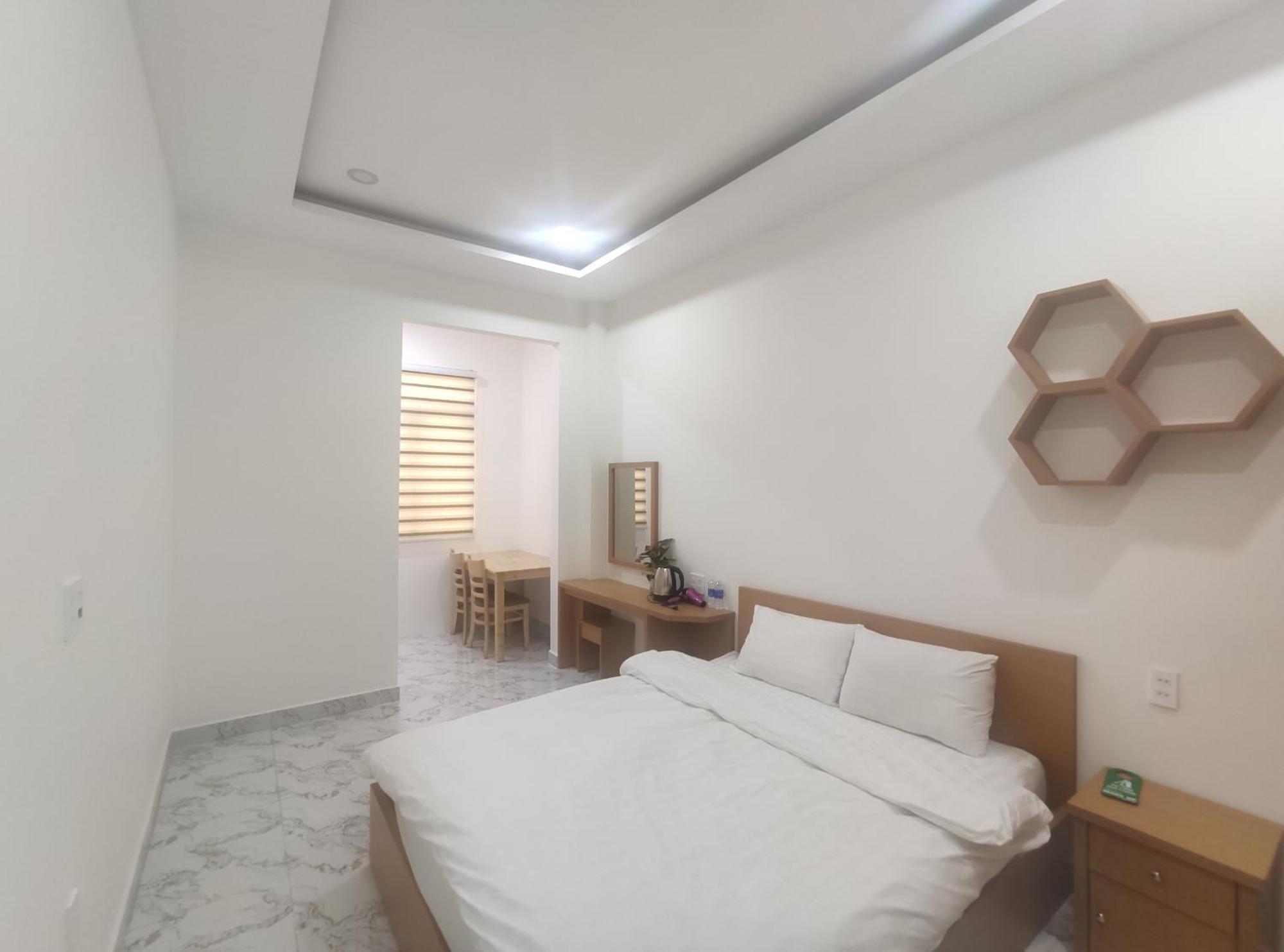 Minh G Hotel