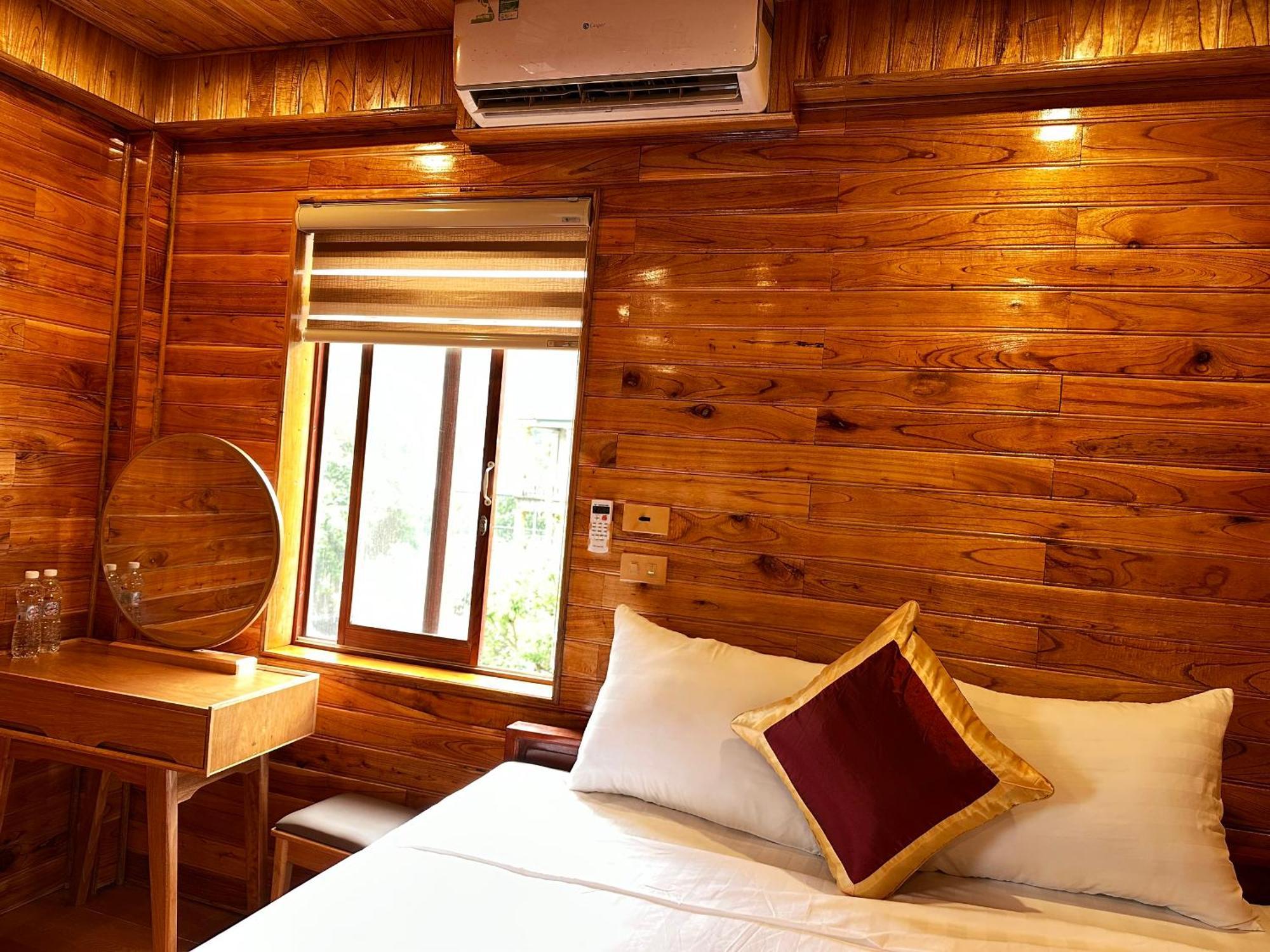 Cao Thach Hotel