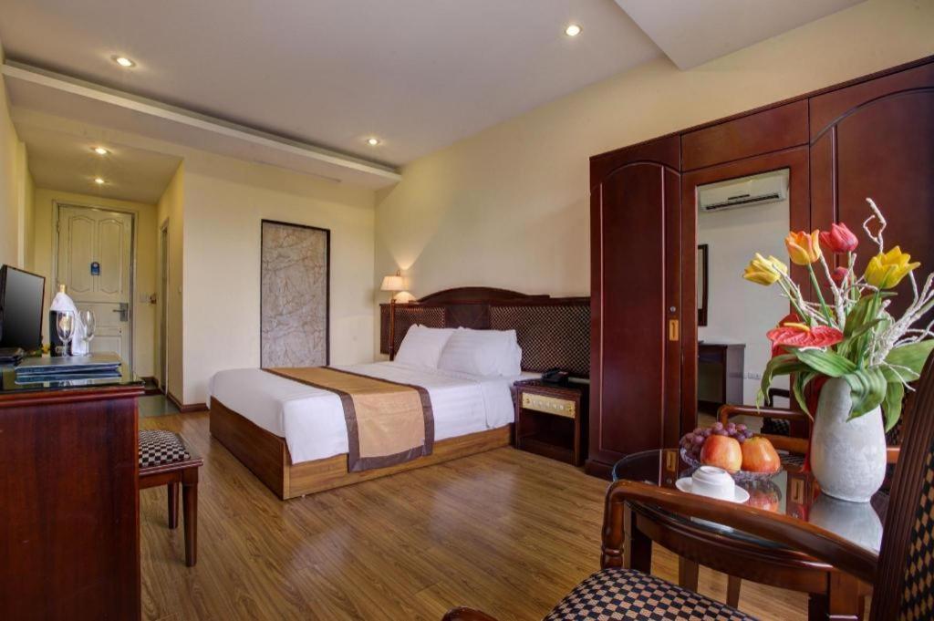 Hotel Nk 3*