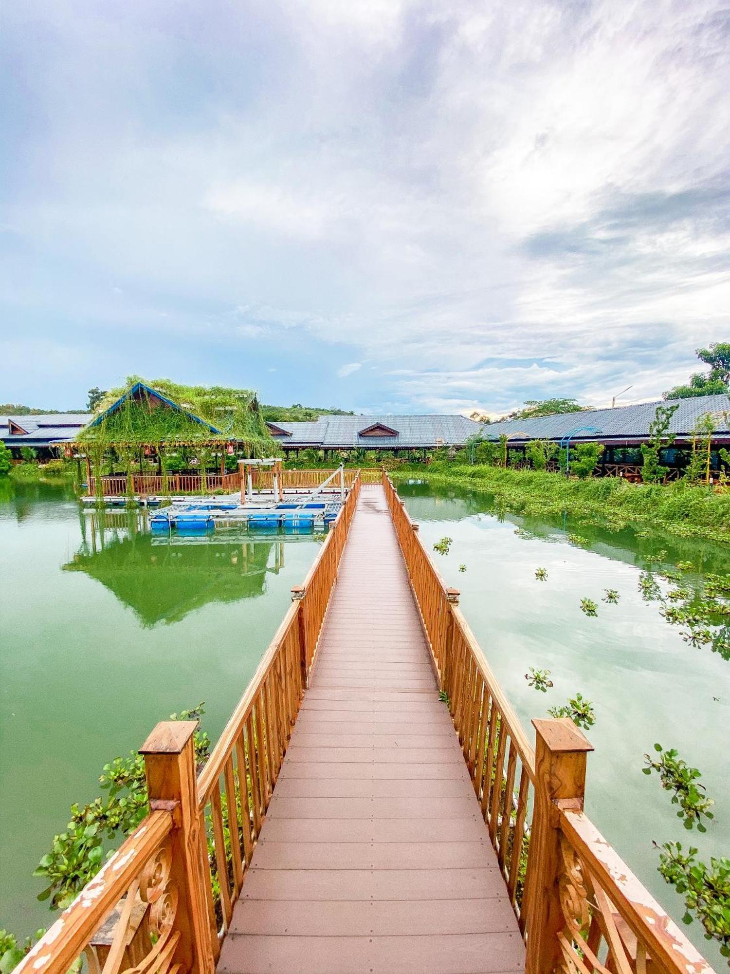 Hang Duong Resort