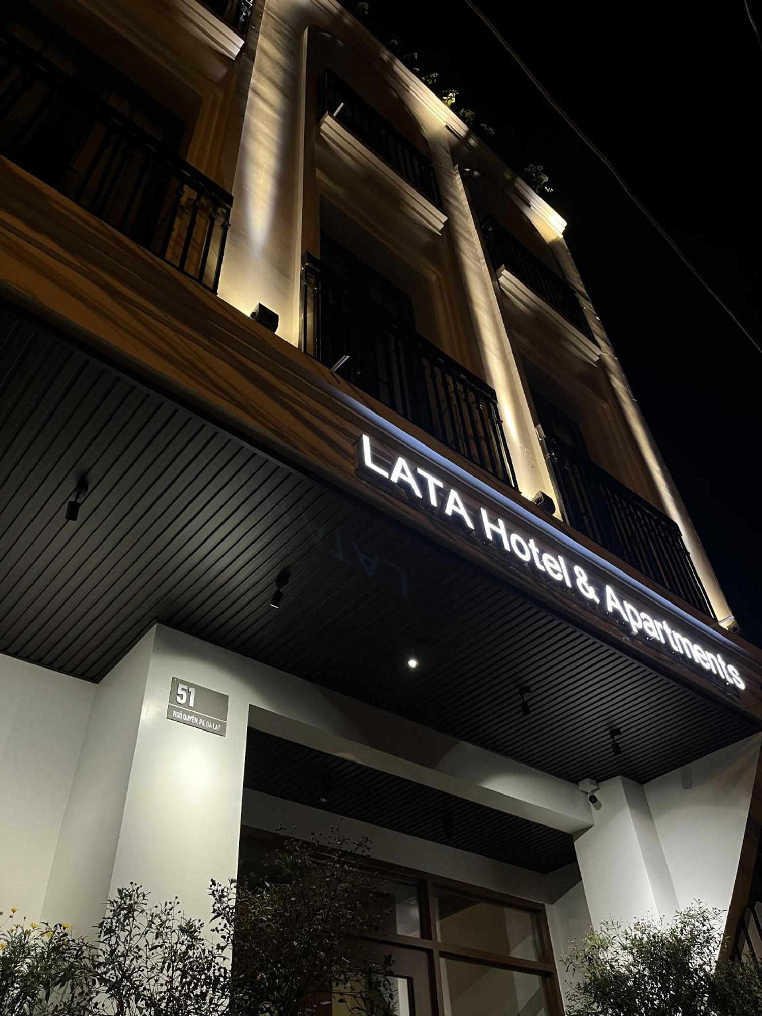 Lata & Aparthotel