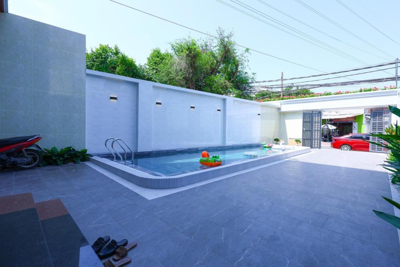 Hoang My Villa, Bai Sau