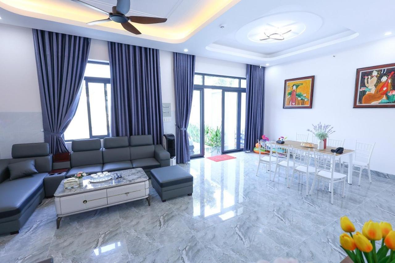 Hoang My Villa, Bai Sau