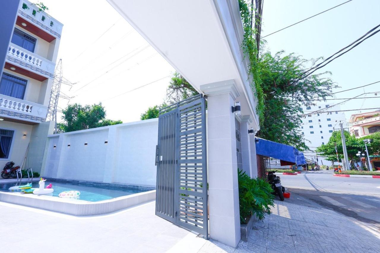 Hoang My Villa, Bai Sau *