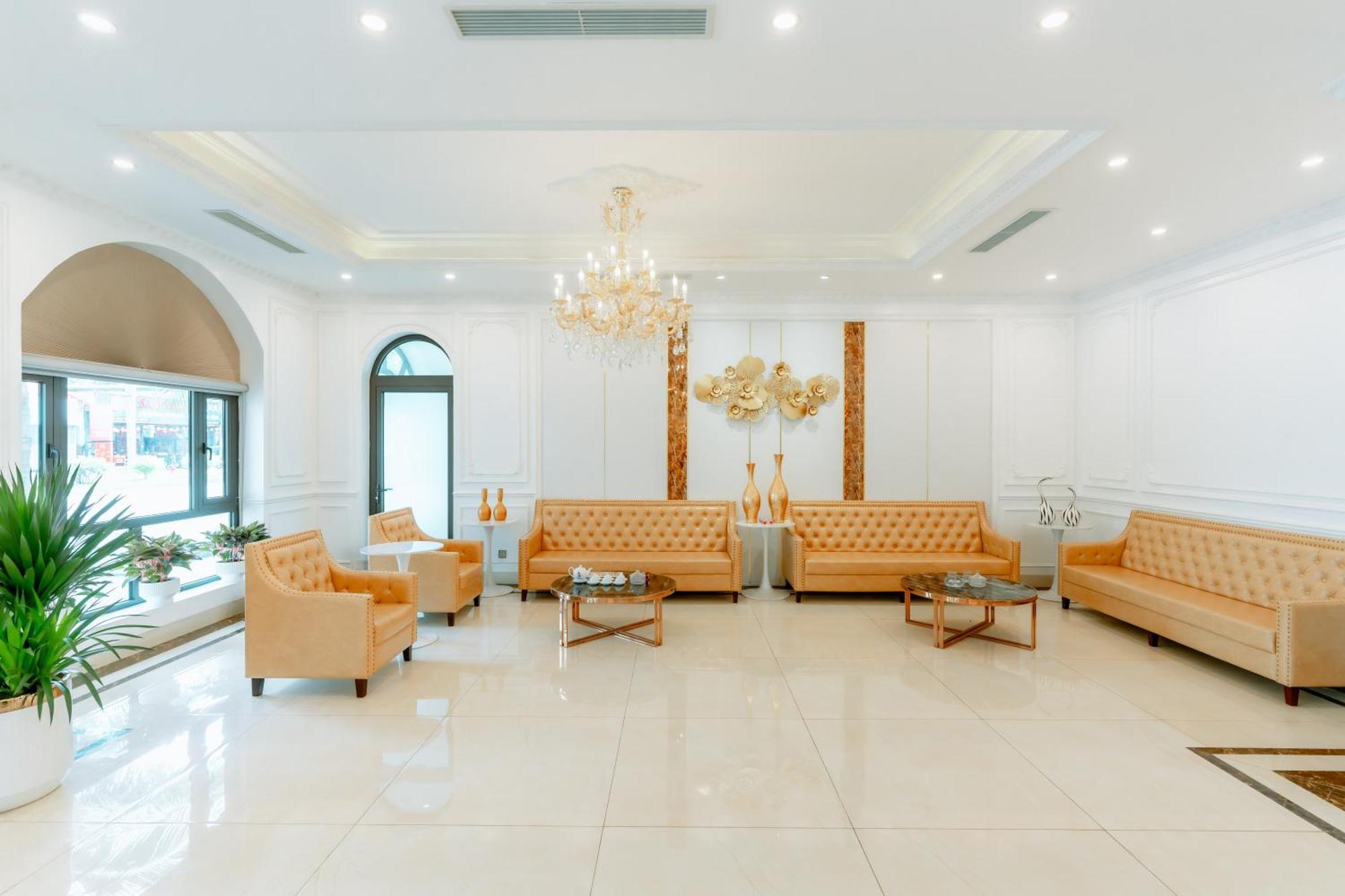 New 3* Ha Long