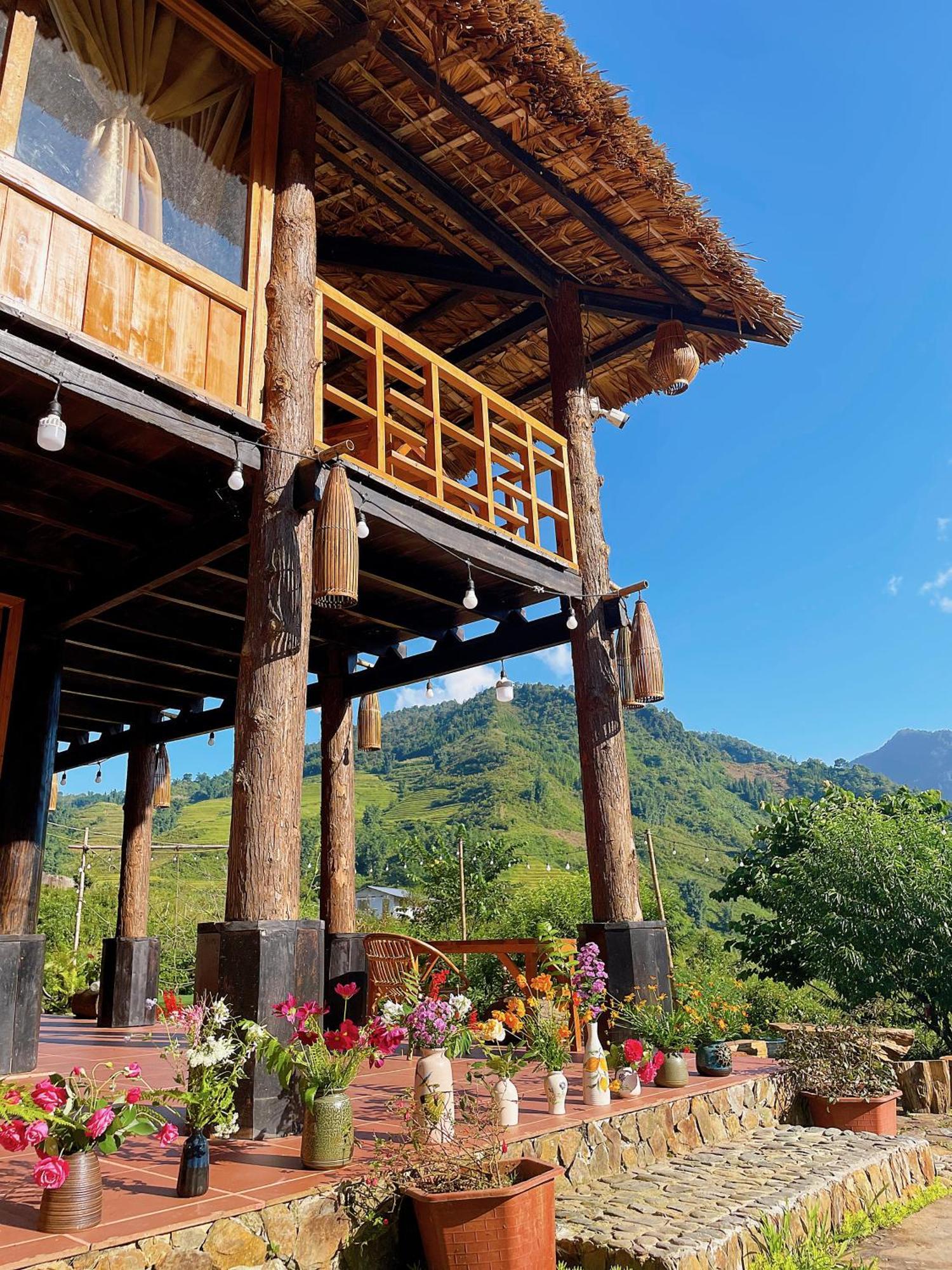 Ngu Chi Son Trekking Hotel