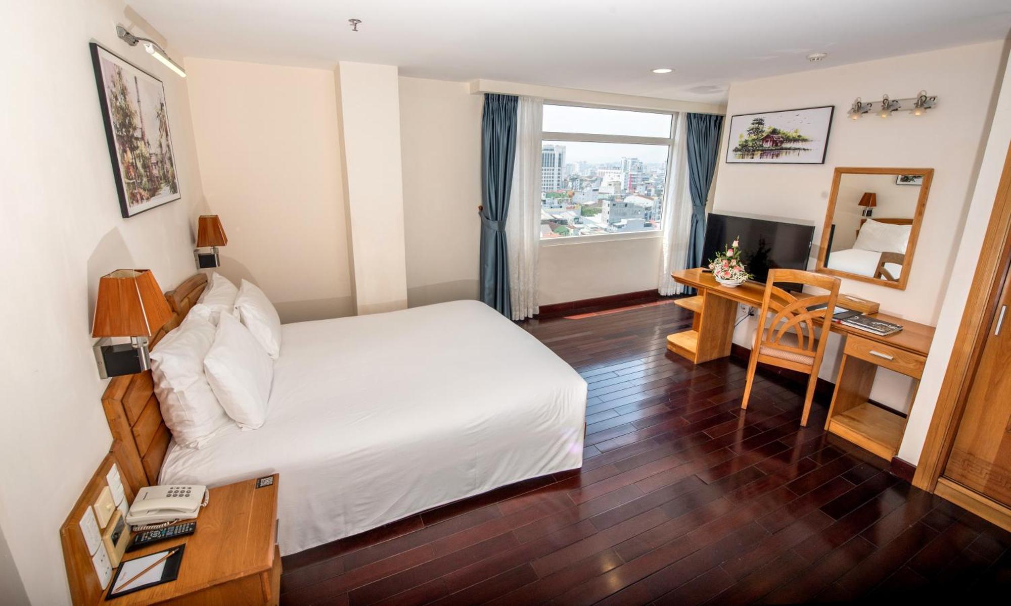 Romance 4* Huế