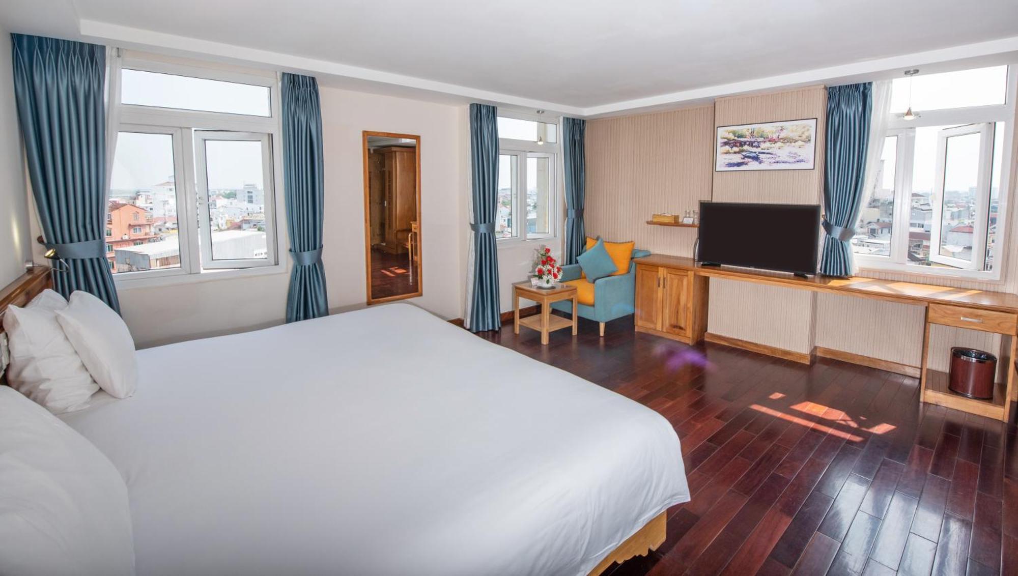 Romance 4* Huế
